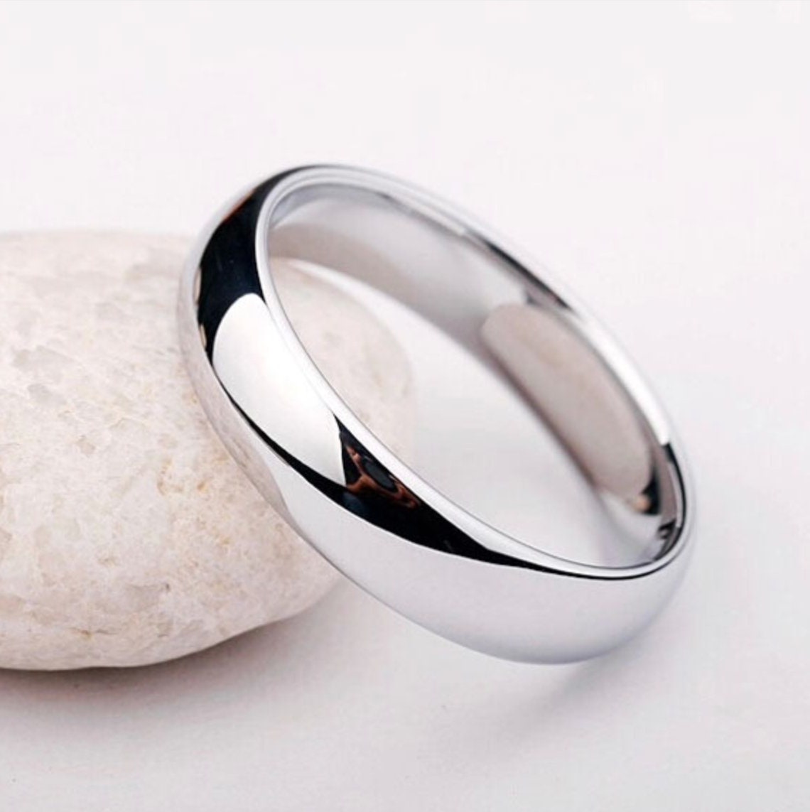 Stylish 6mm plain band titanium band ring