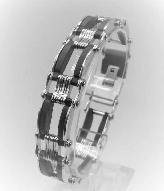 Stylish stainless steel/rubber chain link bracelet